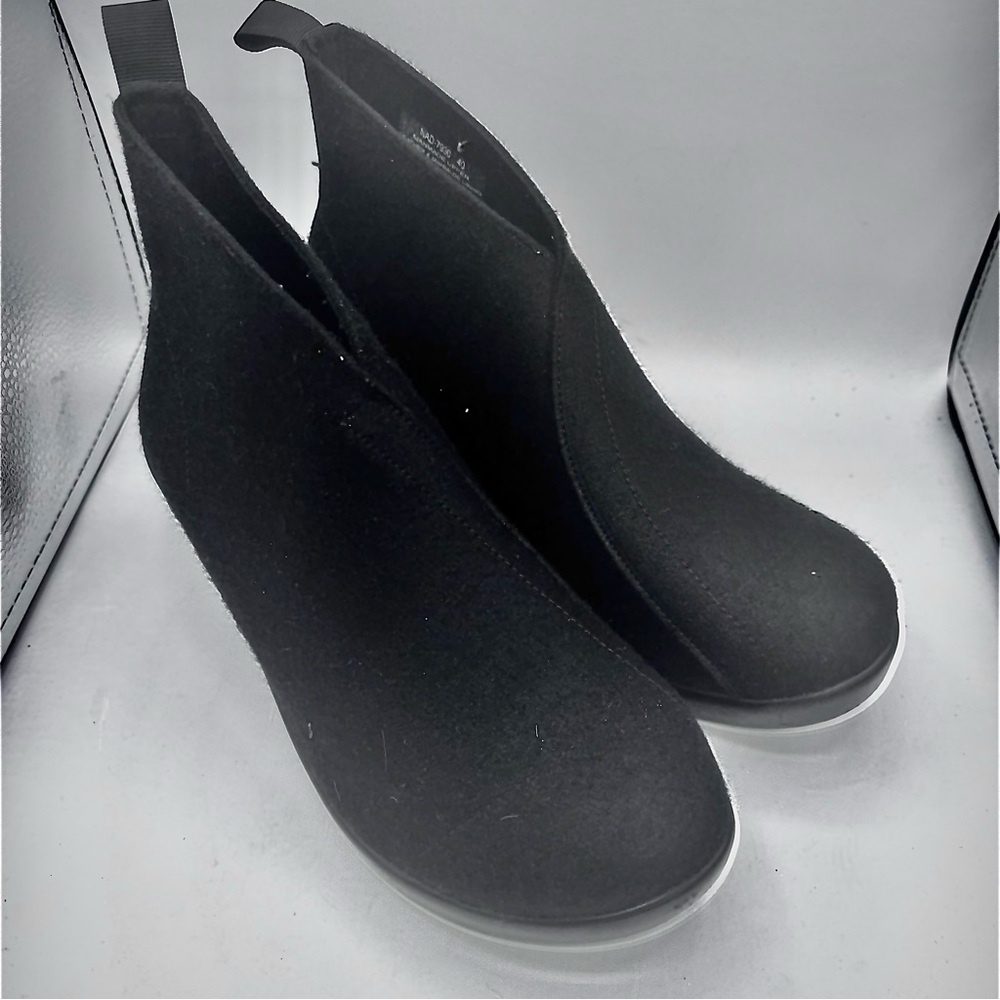 Alegria Nadya Fleece Wool Leather Wedge Ankle Boots